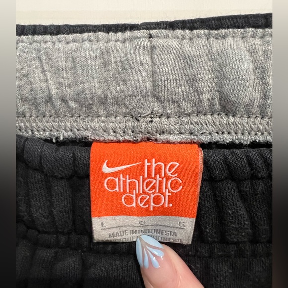 Vintage Nike Live Strong Sweatpants - Picture 4 of 4